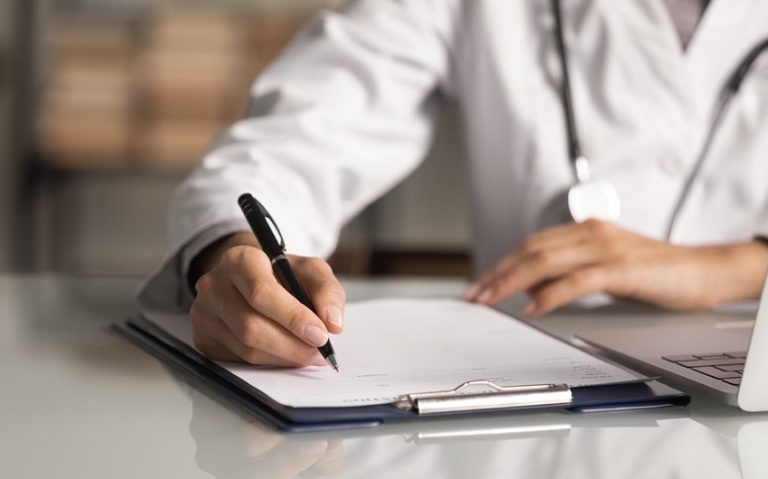 9 Steps on How to Make a Fake Doctors Excuse for Work